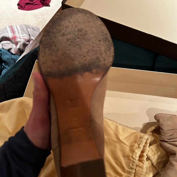 Louis Vuitton size 39 suede boots with a heel - Picture 6 of 6